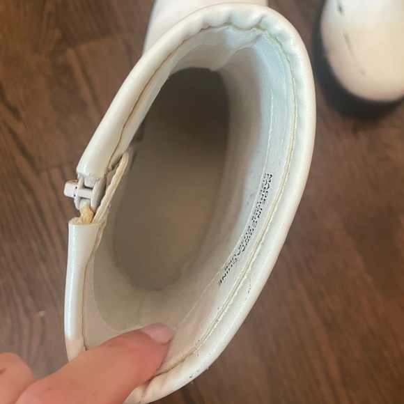 Urban outfitters white platform boot - Picture 3 of 4
